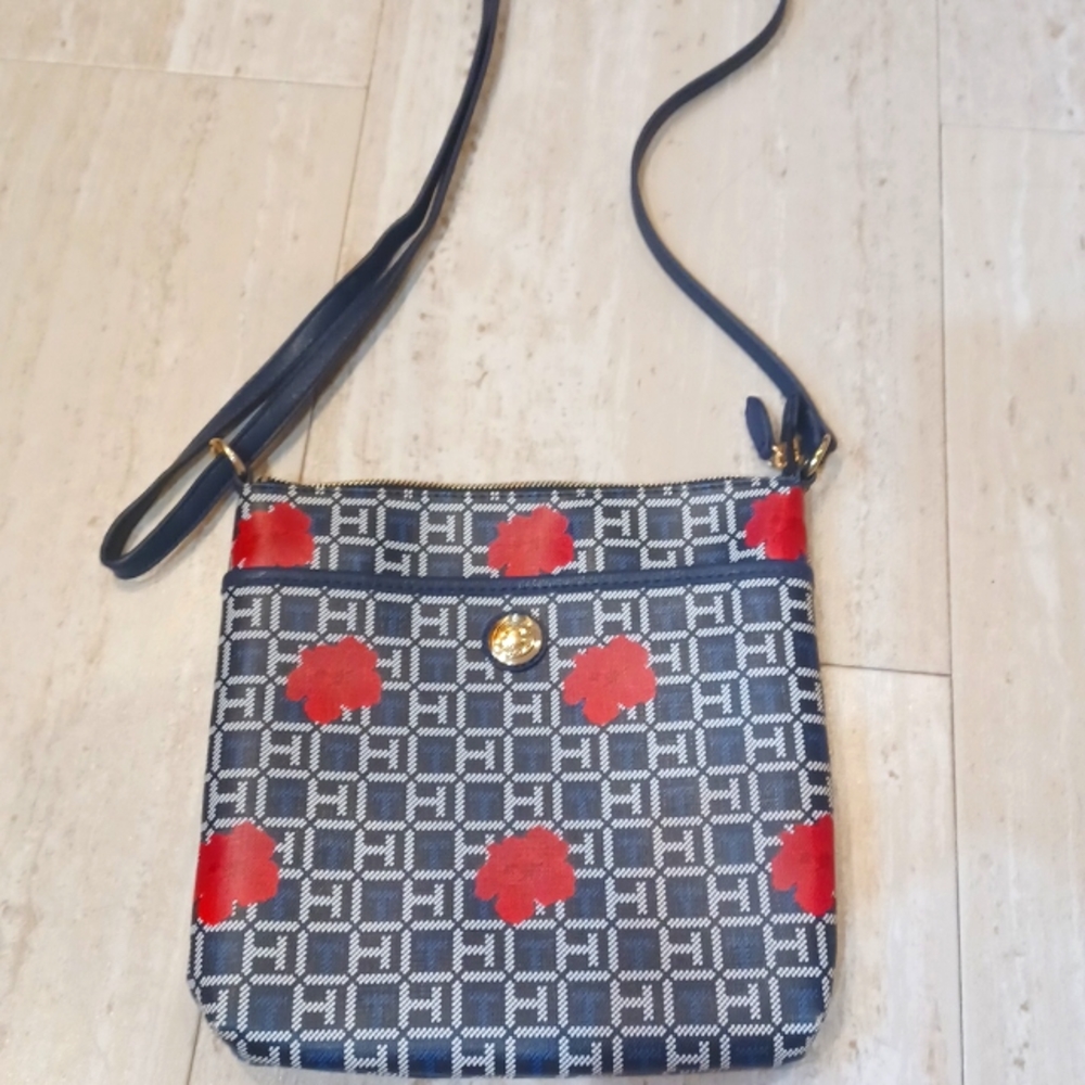 Tommy Hilfiger Shoulder/Crossbody Bag